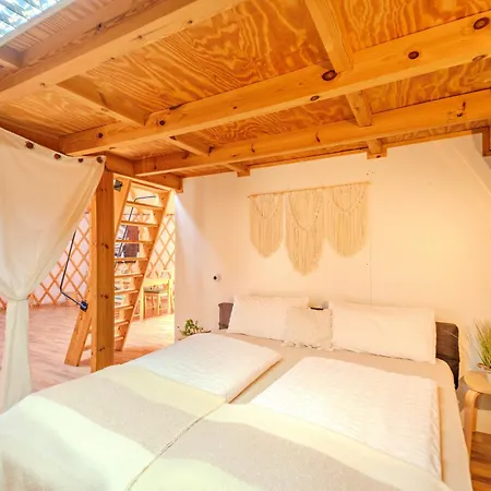 Luxury tent Camp Y Nino Pechina